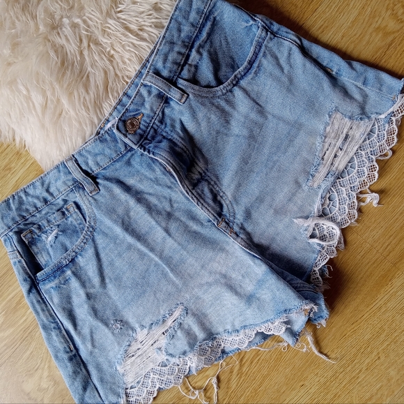 Bundle - Picture 2 of 3